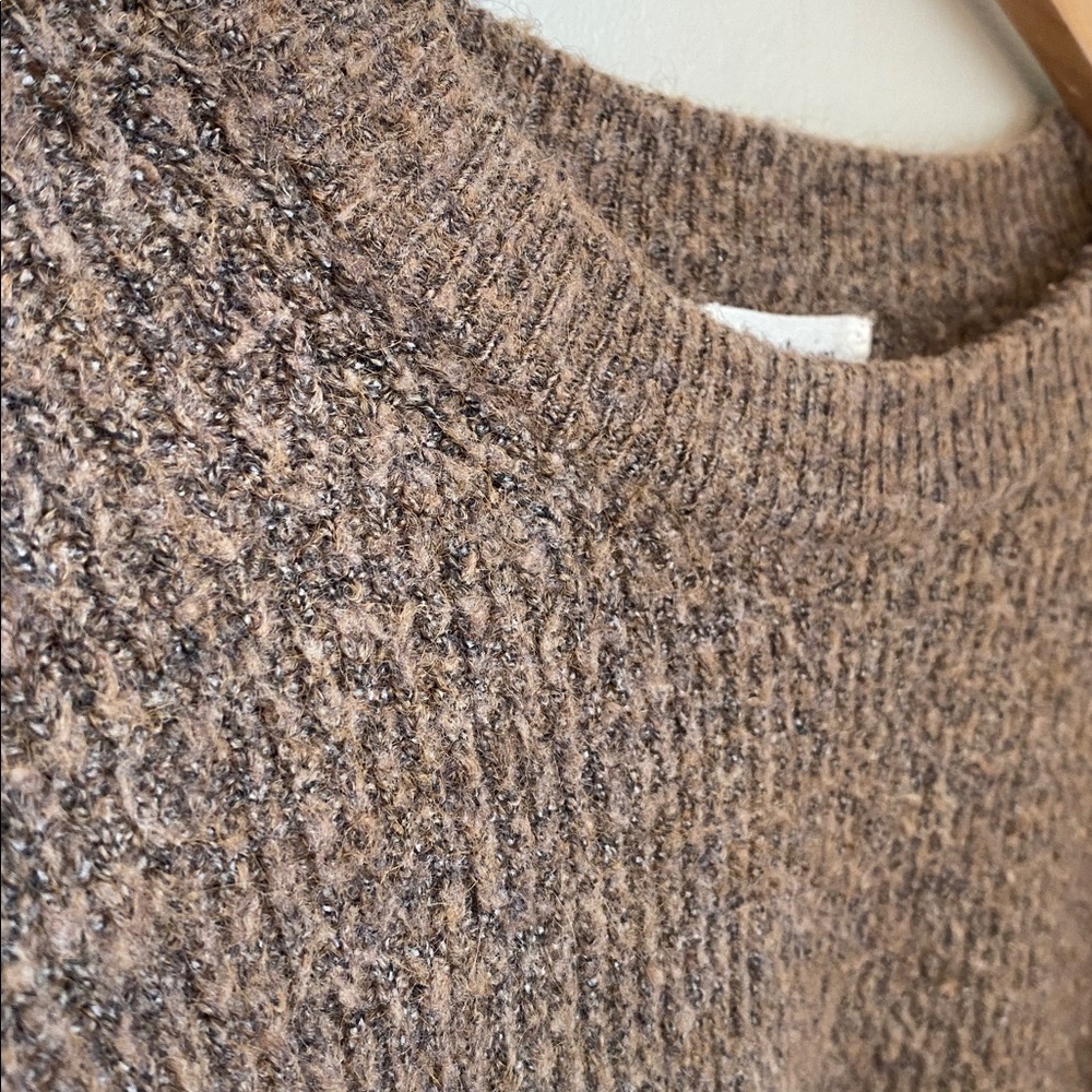Heartloom Celine Sweater Medium Brown Crew Neck Size Medium - Picture 13 of 14